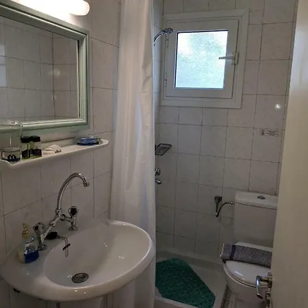 Helena's Gasthuis Kassiopi