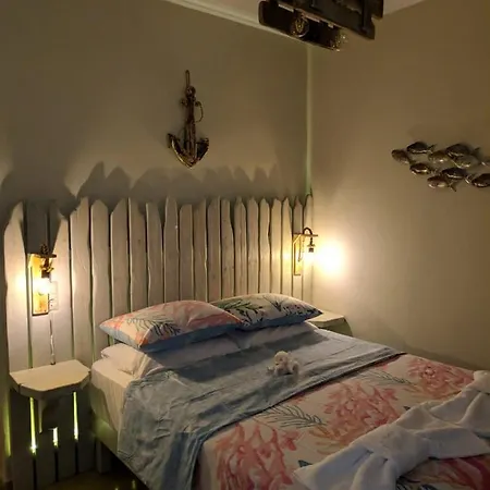 Konukevi Helena's Kassiopi