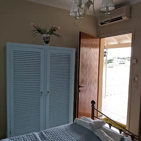 Guest house Helena's *