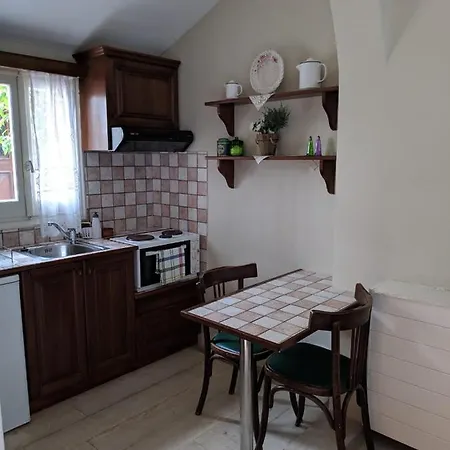 Helena's Penzion Kassiopi