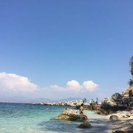 Helena's Kassiopi