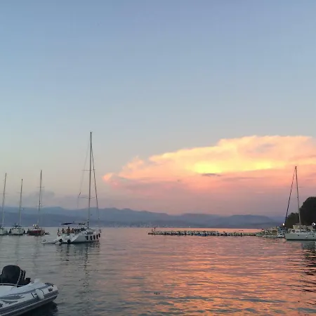 Konukevi Helena's 3*